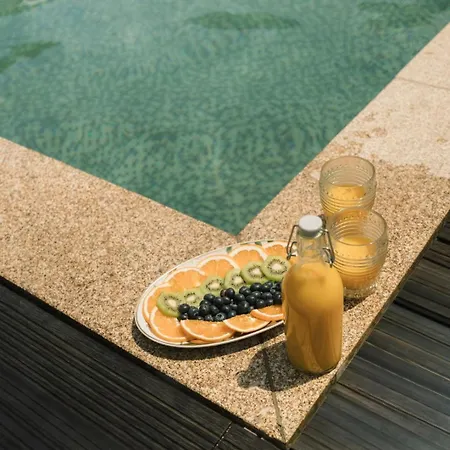 Retreat - Private Pool - By Fero